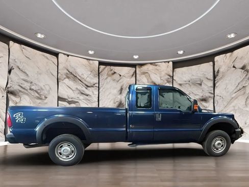 Used 2016 Ford F250 XL w/ Power Equipment Group AWD/4WD image 9