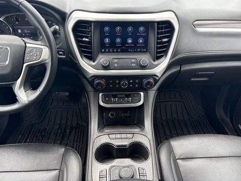 Used 2023 GMC Acadia SLT AWD/4WD image 13
