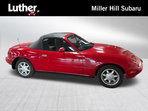 Used 1991 MAZDA MX-5 Miata RWD image 1