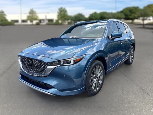 Certified 2024 MAZDA CX-5 Signature AWD/4WD image 4