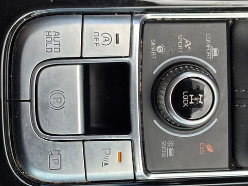 Certified 2023 Kia Telluride SX X-Line AWD/4WD image 32