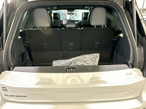 New 2026 Ford Expedition Platinum w/ Stealth Appearance Package image 34
