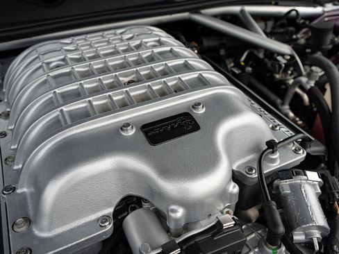 Used 2022 Dodge Challenger SRT Hellcat RWD image 13