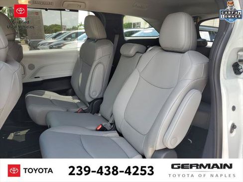 Certified 2025 Toyota Sienna XLE FWD image 20