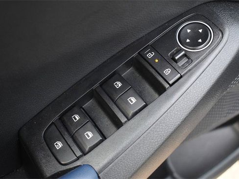 New 2025 Kia Seltos S image 19