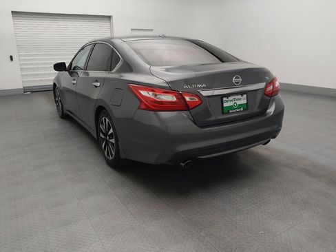 Used 2017 Nissan Altima 2.5 SL image 5