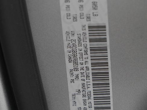 Used 2019 Dodge Grand Caravan SE w/ UConnect Hands-Free Group image 26