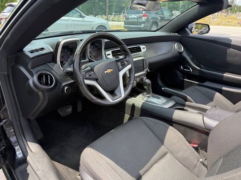 Used 2015 Chevrolet Camaro LT RWD image 19