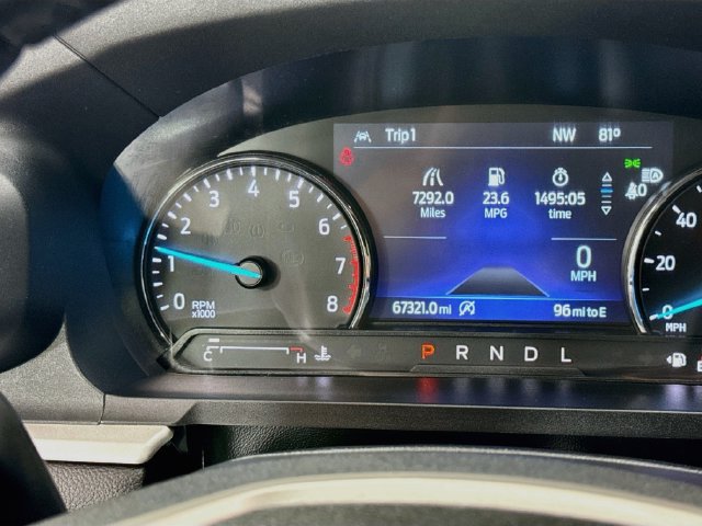 Used 2024 Ford Explorer XLT RWD image 12