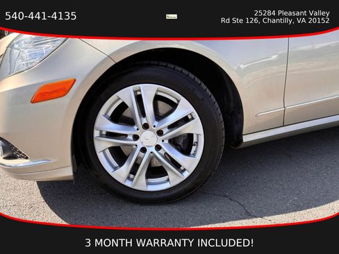 Used 2010 Mercedes-Benz E 350 4MATIC Sedan image 15