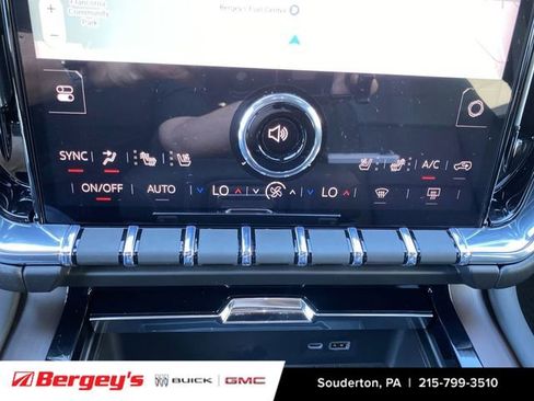 New 2026 GMC Yukon XL Denali w/ Denali Reserve Package AWD/4WD image 38