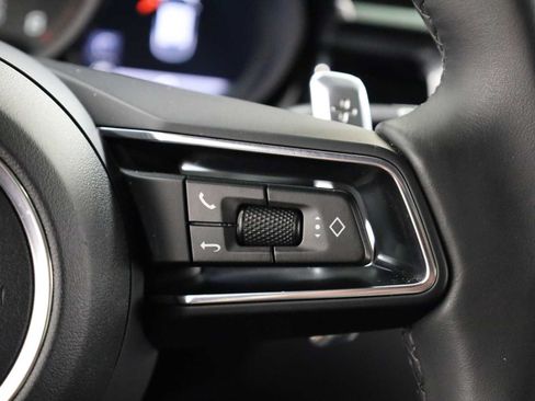 Used 2026 Porsche Macan AWD/4WD image 28