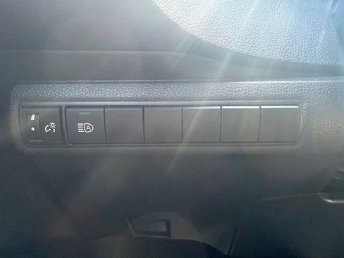 Used 2024 Toyota Corolla LE FWD image 22