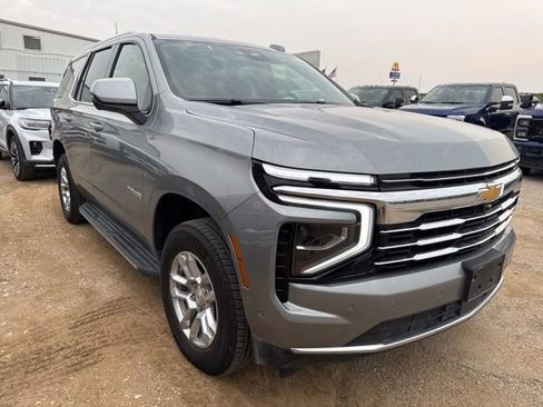 Used 2025 Chevrolet Tahoe LT AWD/4WD image 8