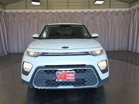 Used 2020 Kia Soul S FWD image 11