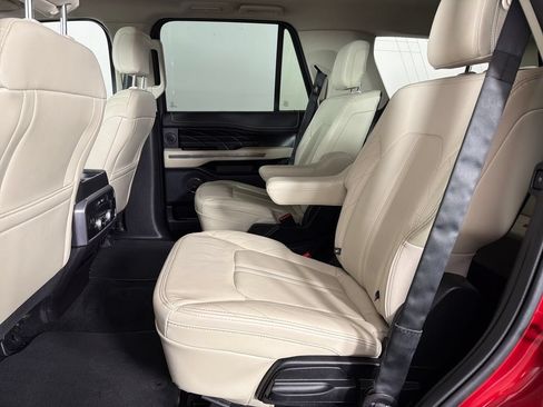 Used 2019 Ford Expedition Platinum AWD/4WD image 21