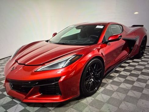 Used 2025 Chevrolet Corvette Z06 RWD image 1