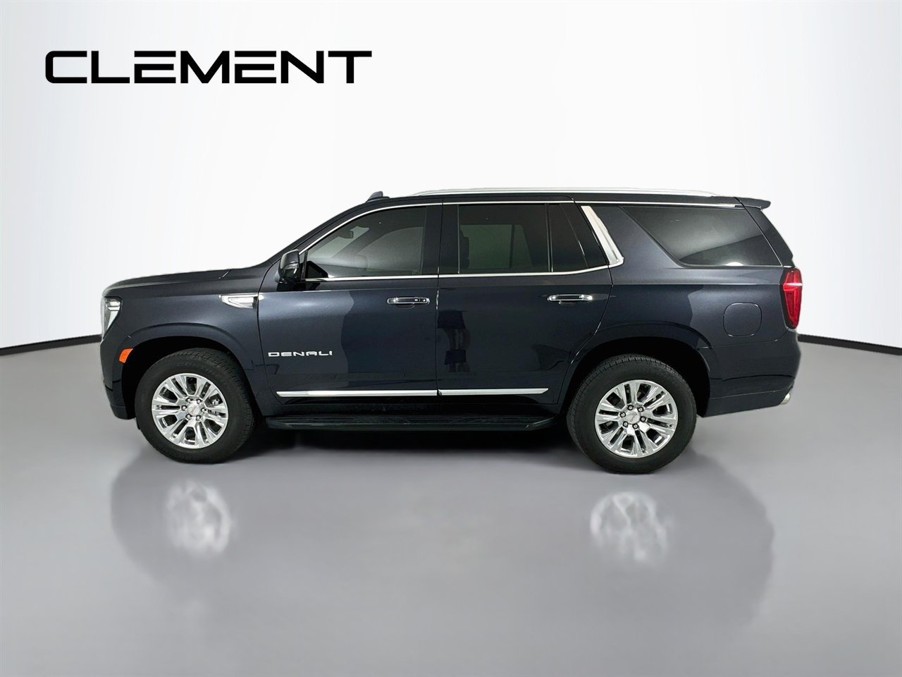 Used 2024 GMC Yukon Denali AWD/4WD image 6