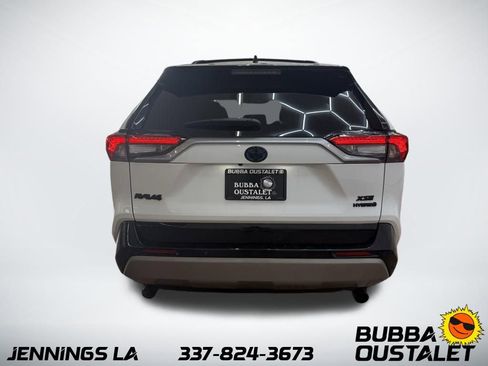 Used 2024 Toyota RAV4 XSE w/ Advanced Technology Package AWD/4WD image 4