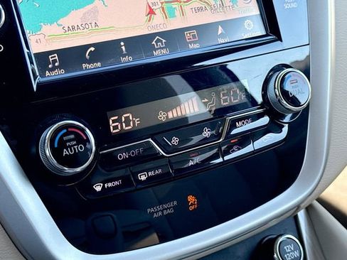 Used 2016 Nissan Murano S w/ Navigation Package FWD image 16