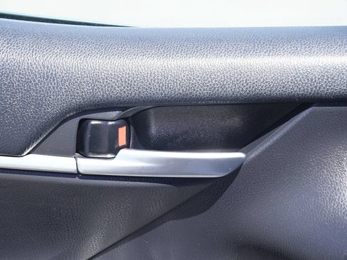 Used 2023 Toyota Camry LE w/ Convenience Package FWD image 11