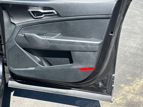 New 2026 Kia Sportage LX image 14