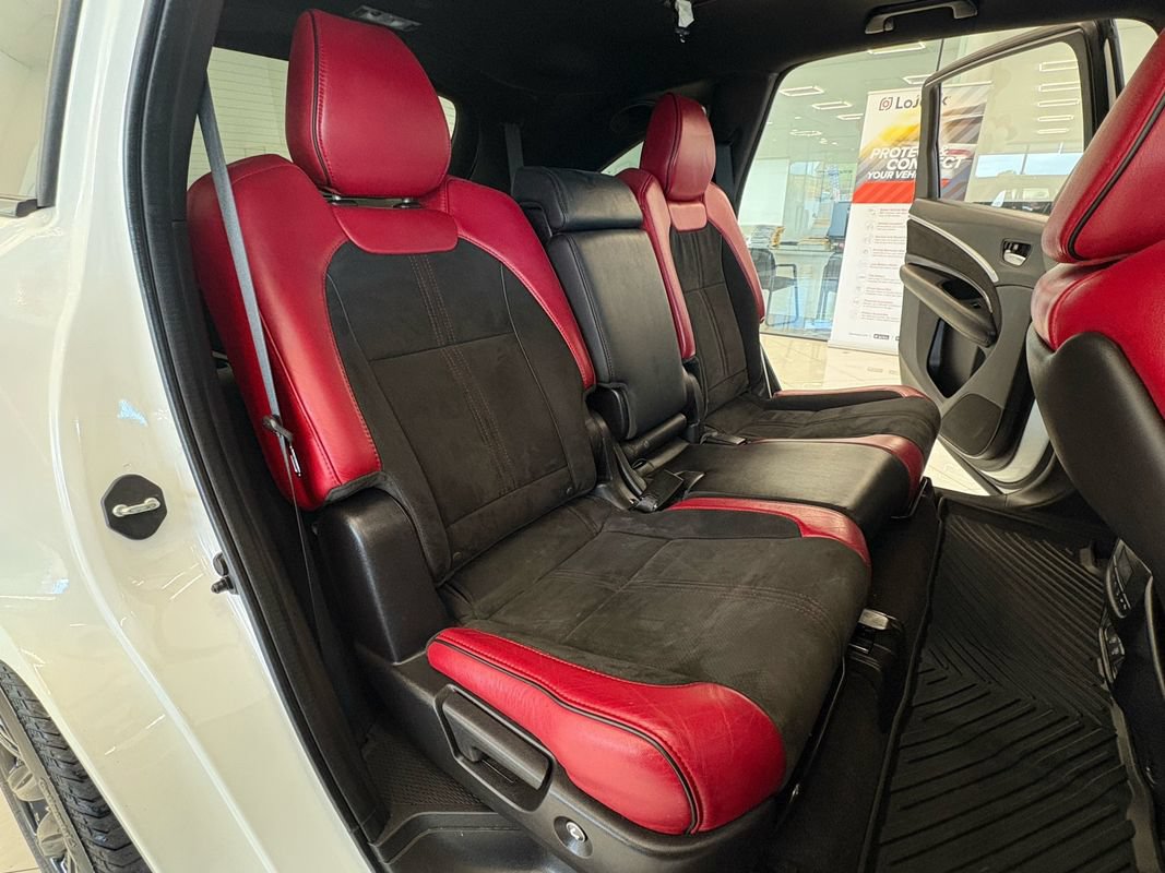 Used 2020 Acura MDX w/ Technology Package AWD/4WD image 25