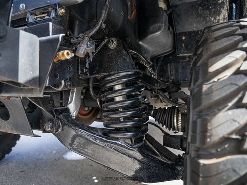 Used 2003 HUMMER H1 4-Door Open Top image 62