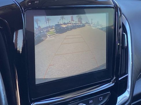 Used 2018 Chevrolet Traverse LT FWD image 36