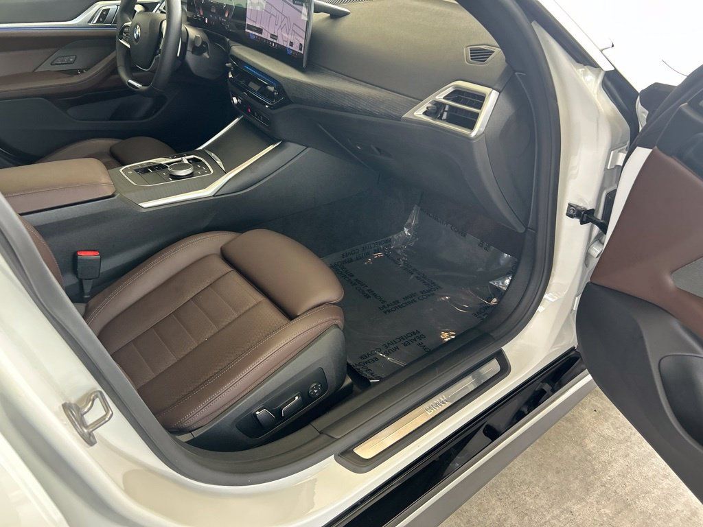 Used 2026 BMW 430i xDrive w/ Premium Package AWD/4WD image 29