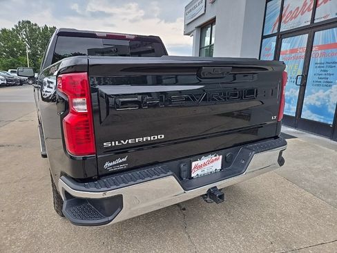 Used 2024 Chevrolet Silverado 1500 LT w/ Leather Package AWD/4WD image 10