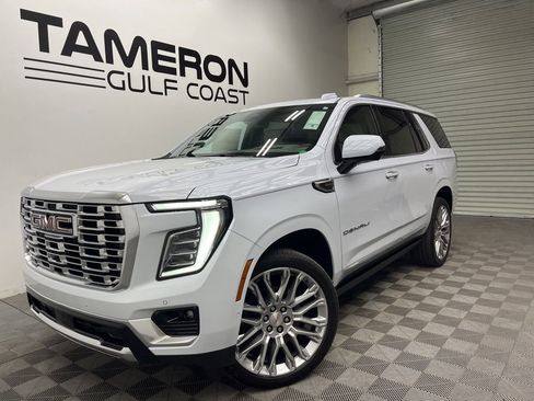 New 2026 GMC Yukon Denali w/ Denali Reserve Package AWD/4WD image 1