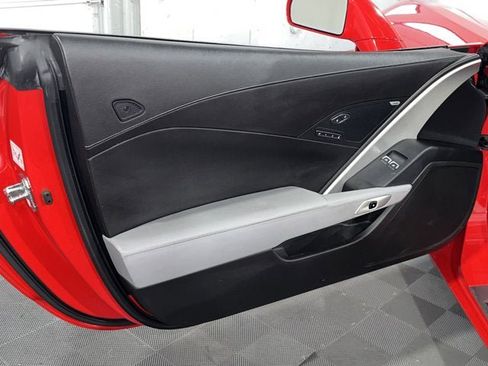 Used 2016 Chevrolet Corvette Stingray Convertible w/ 2LT Preferred Equipment Group image 31