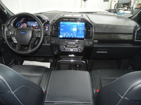 Used 2022 Ford F250 Lariat w/ Lariat Ultimate Package AWD/4WD image 32