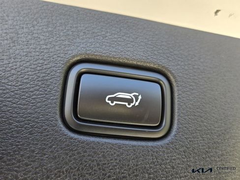 Certified 2023 Kia Sportage X-Line w/ X-Line Premium Package image 16