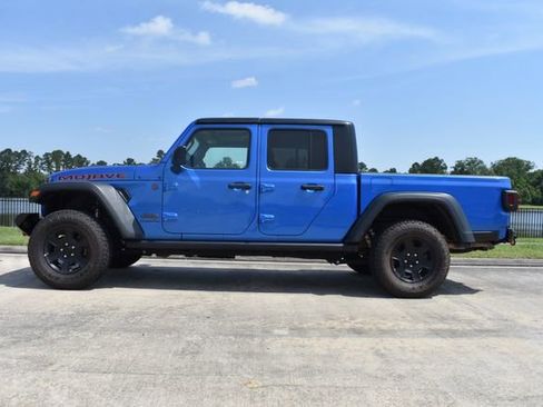 Used 2022 Jeep Gladiator Mojave w/ Trailer Tow Package AWD/4WD image 7
