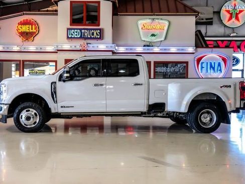 Used 2024 Ford F350 Lariat w/ Lariat Ultimate Package image 11