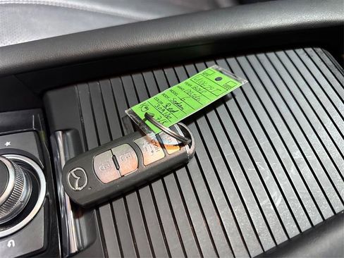 Used 2018 MAZDA MAZDA6 Touring image 27