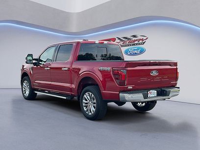 New 2025 Ford F150 Lariat w/ Equipment Group 501A Mid