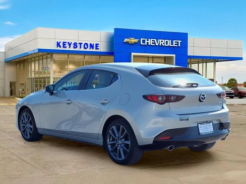 Used 2024 MAZDA MAZDA3 s FWD image 5