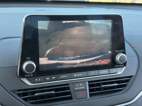 Used 2021 Nissan Altima 2.5 SR w/ SR Premium Package FWD image 22
