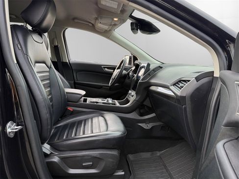 Used 2023 Ford Edge SEL w/ Convenience Package image 15