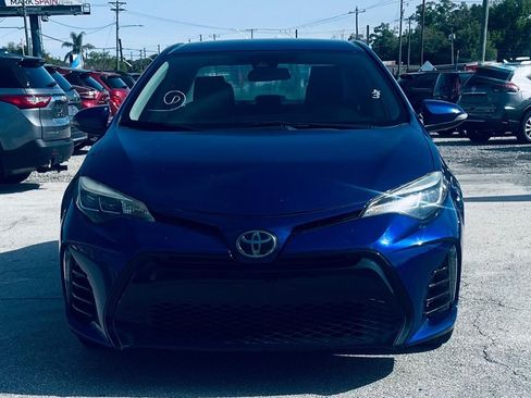 Used 2018 Toyota Corolla SE FWD image 3
