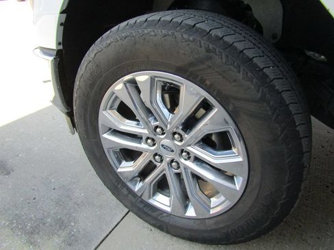 Used 2026 Ford F150 Lariat w/ Equipment Group 502A High AWD/4WD image 31