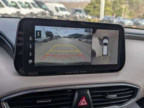 Used 2023 Hyundai Santa Fe SEL w/ Premium Package image 14