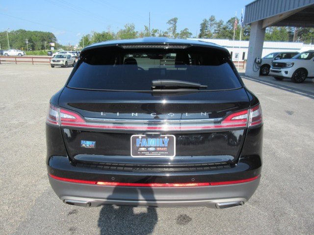 Used 2023 Lincoln Nautilus Reserve w/ Monochromatic Package AWD/4WD image 35