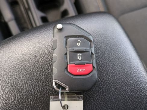 Used 2024 Jeep Wrangler Unlimited Sport AWD/4WD image 27