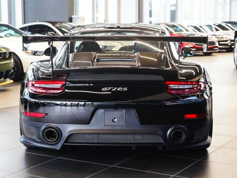 Used 2018 Porsche 911 GT2 RS w/ Weissach Package RWD image 5