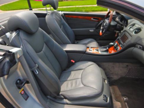 Used 2005 Mercedes-Benz SL 500 image 23