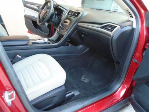 Used 2020 Ford Fusion S image 7